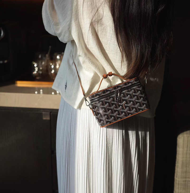 [스페셜오더]GOYARD-01CL03P 고야드 뮤즈 바니티 미니 블랙 탄