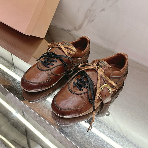 MIUMIU-04162 미우미우 브라운 송아지 가죽 스니커즈 여성용